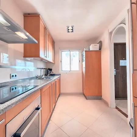 Bhost - Aloha Hill Club * Marbella